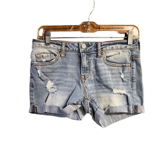 🔥5/20🔥 Aeropostale Denim 
Distressed, jeans MIDI shorts Sz 2 - Picture 1 of 7